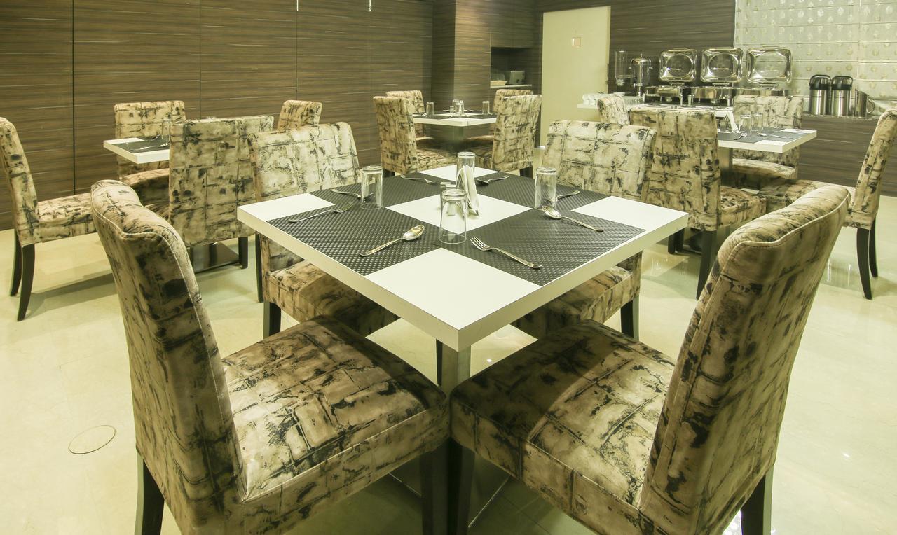Treebo Hoops, Near Kolkata Airport Hotel Ngoại thất bức ảnh